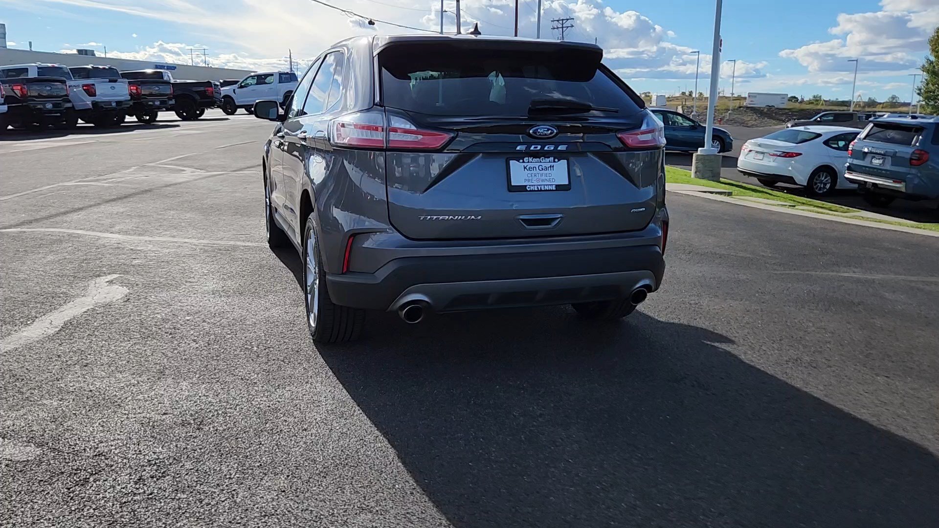 Used 2023 Ford Edge Titanium AWD/4WD image 3
