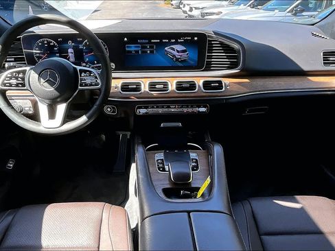 Used 2020 Mercedes-Benz GLE 350 4MATIC w/ Premium Package image 16