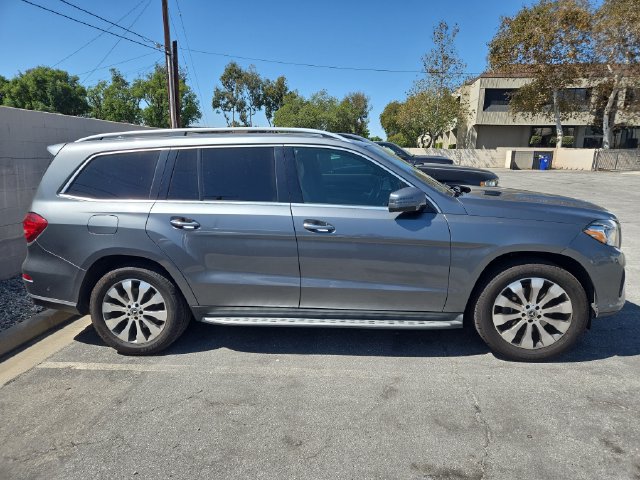 Used 2018 Mercedes-Benz GLS 450 4MATIC image 2