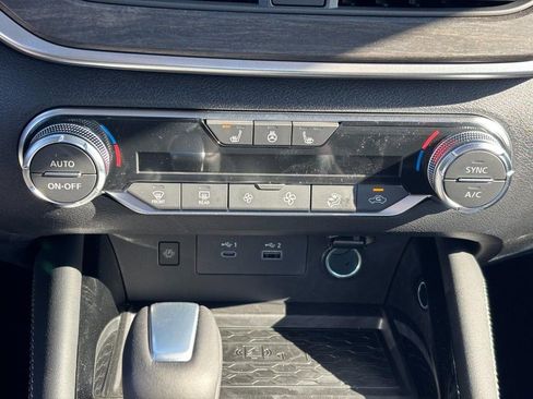 New 2025 Nissan Altima 2.5 SL image 19