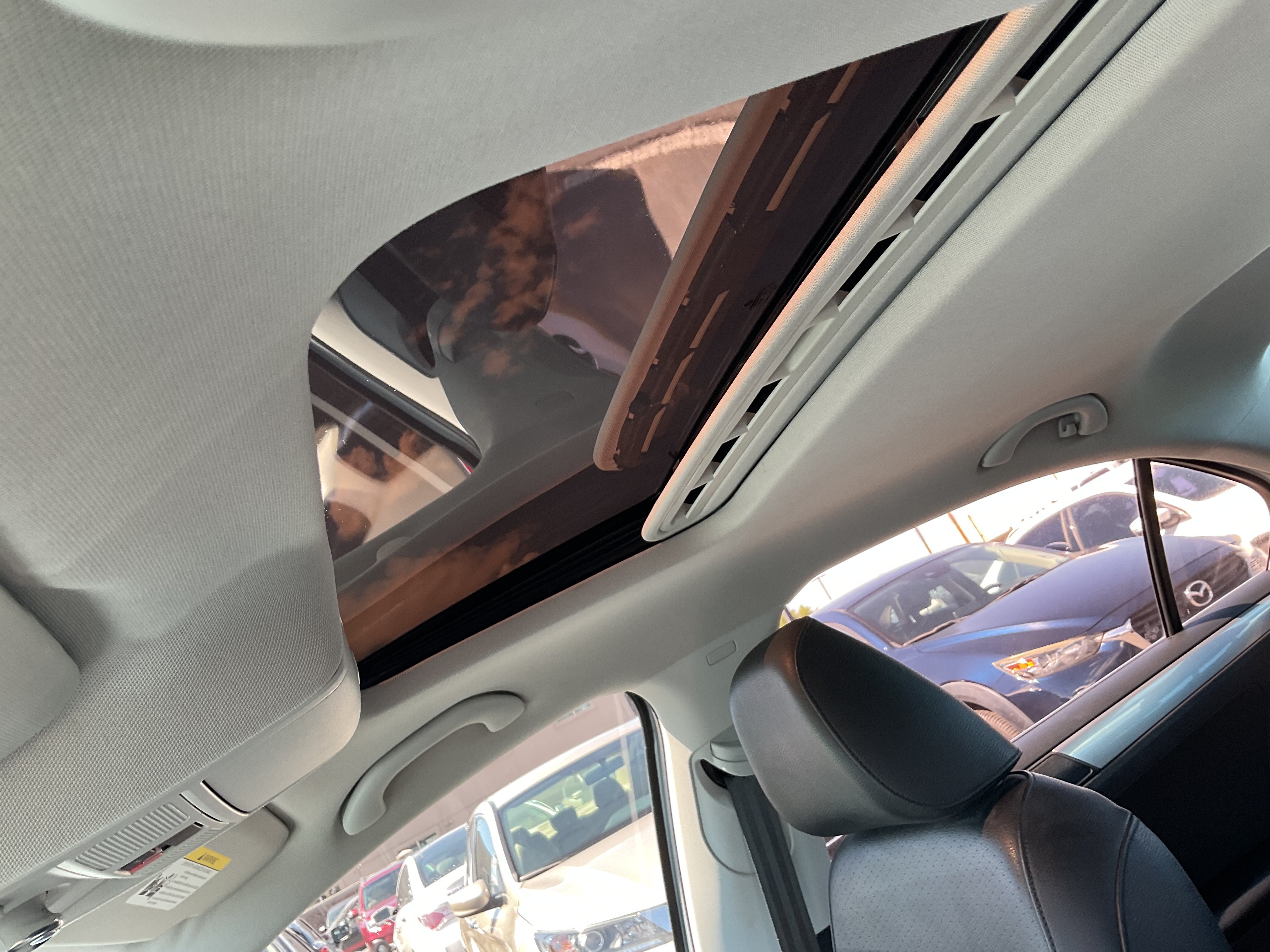 Used 2015 Volkswagen Jetta SE FWD image 17