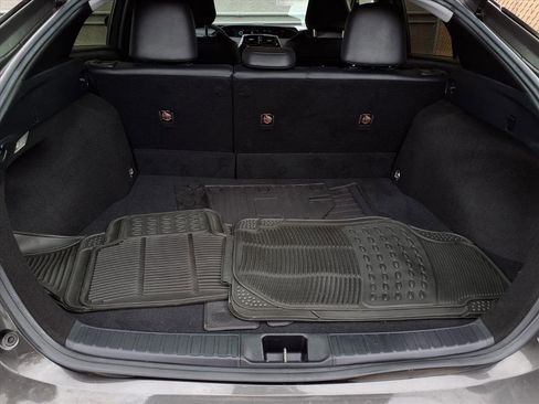 Certified 2018 Toyota Prius Three Touring image 19