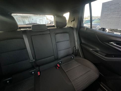 Used 2025 Chevrolet Equinox LT image 37