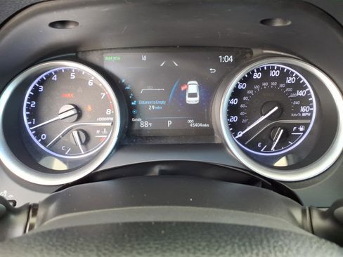 Used 2021 Toyota Camry XLE image 23