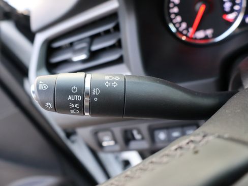 Used 2023 GMC Acadia AT4 w/ Technology Package image 44