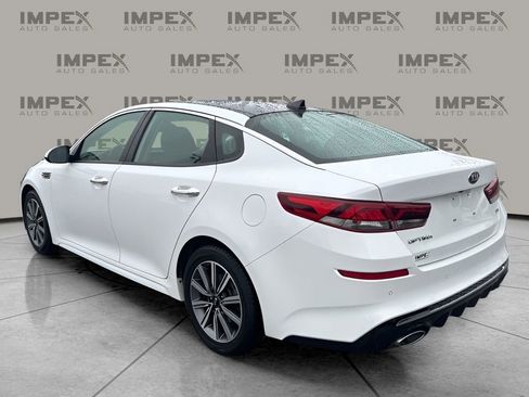 Used 2020 Kia Optima Premium image 3