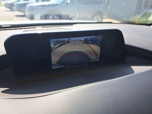 Used 2022 MAZDA MAZDA3 s FWD image 14