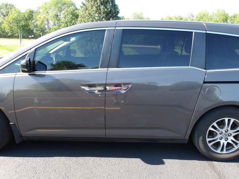 Used 2011 Honda Odyssey EX-L image 38