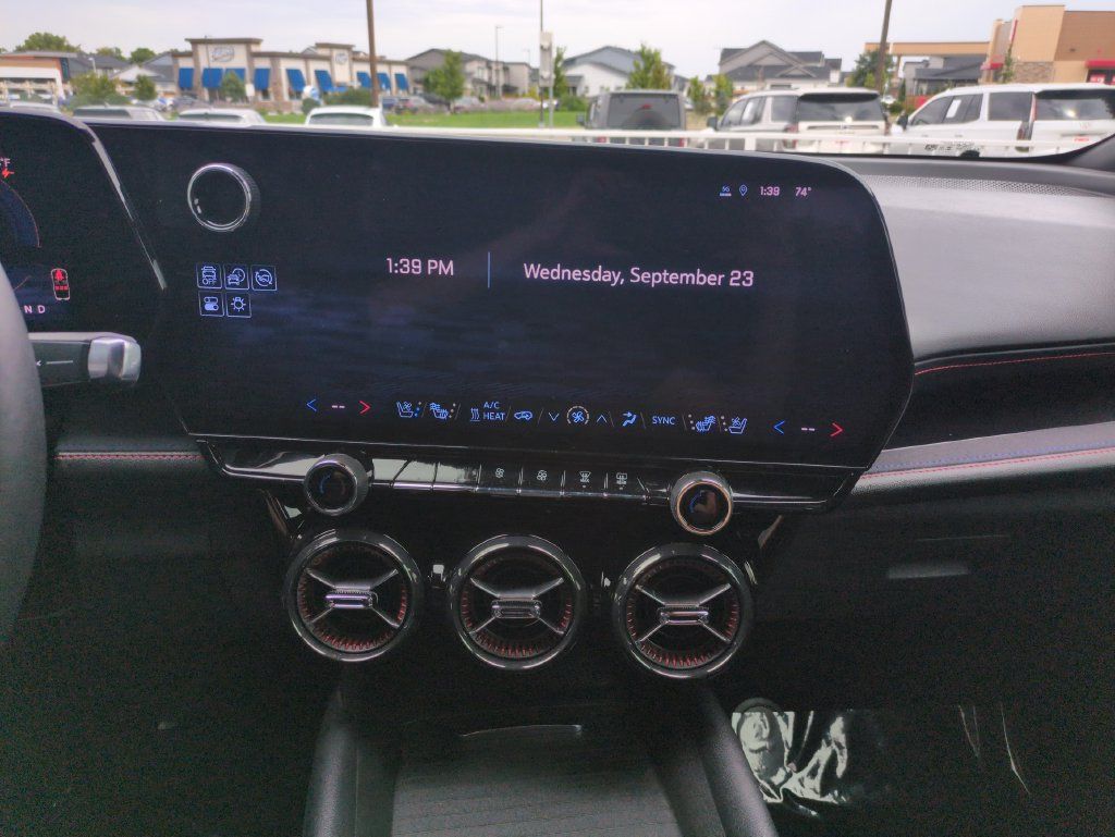 Used 2024 Chevrolet Blazer EV RS AWD/4WD image 18