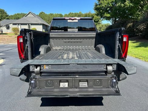 Used 2024 GMC Sierra 2500 Denali Ultimate AWD/4WD image 15