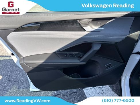 New 2026 Volkswagen Tiguan SE R-Line image 11