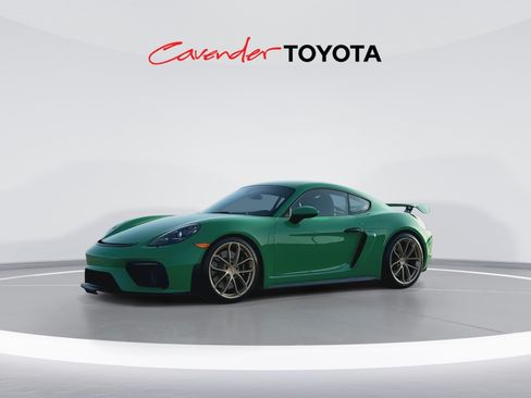 Used 2022 Porsche 718 Cayman GT4 RWD image 4