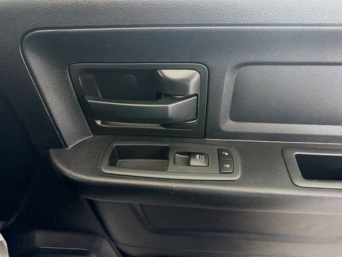 Used 2020 RAM 1500 Tradesman w/ Chrome Plus Package image 30