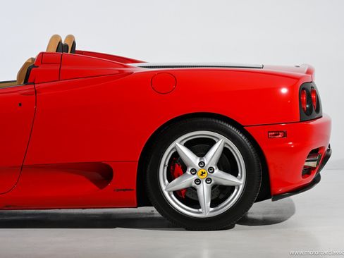 Used 2004 Ferrari 360 Spider RWD image 18