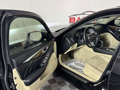 Used 2019 INFINITI Q50 Luxe w/ Essential Package (3.0T Luxe) RWD image 12