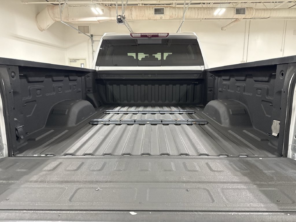 Used 2020 Chevrolet Silverado 2500 LT w/ Texas Edition AWD/4WD image 23
