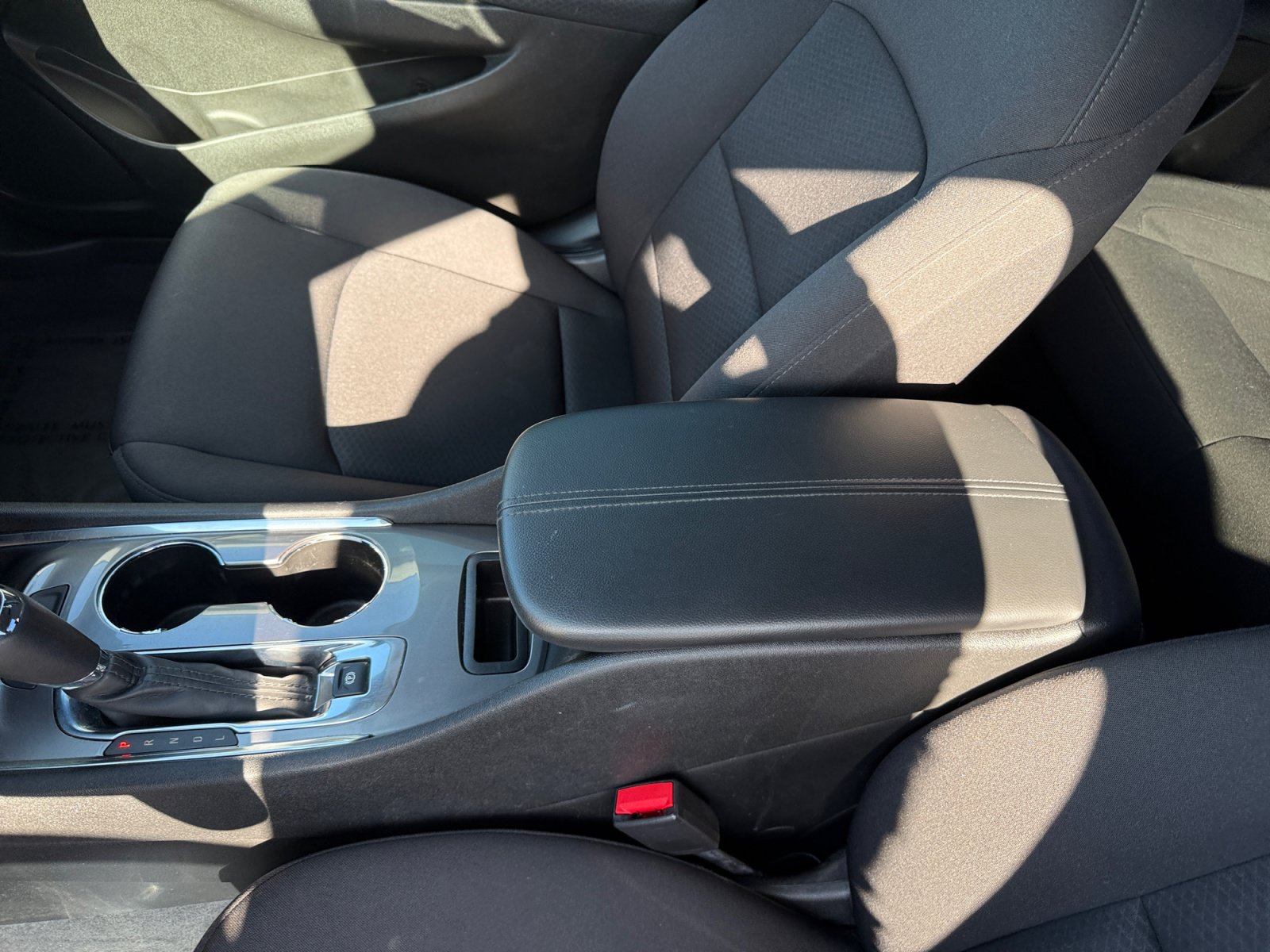 Used 2019 Chevrolet Malibu Hybrid FWD image 14