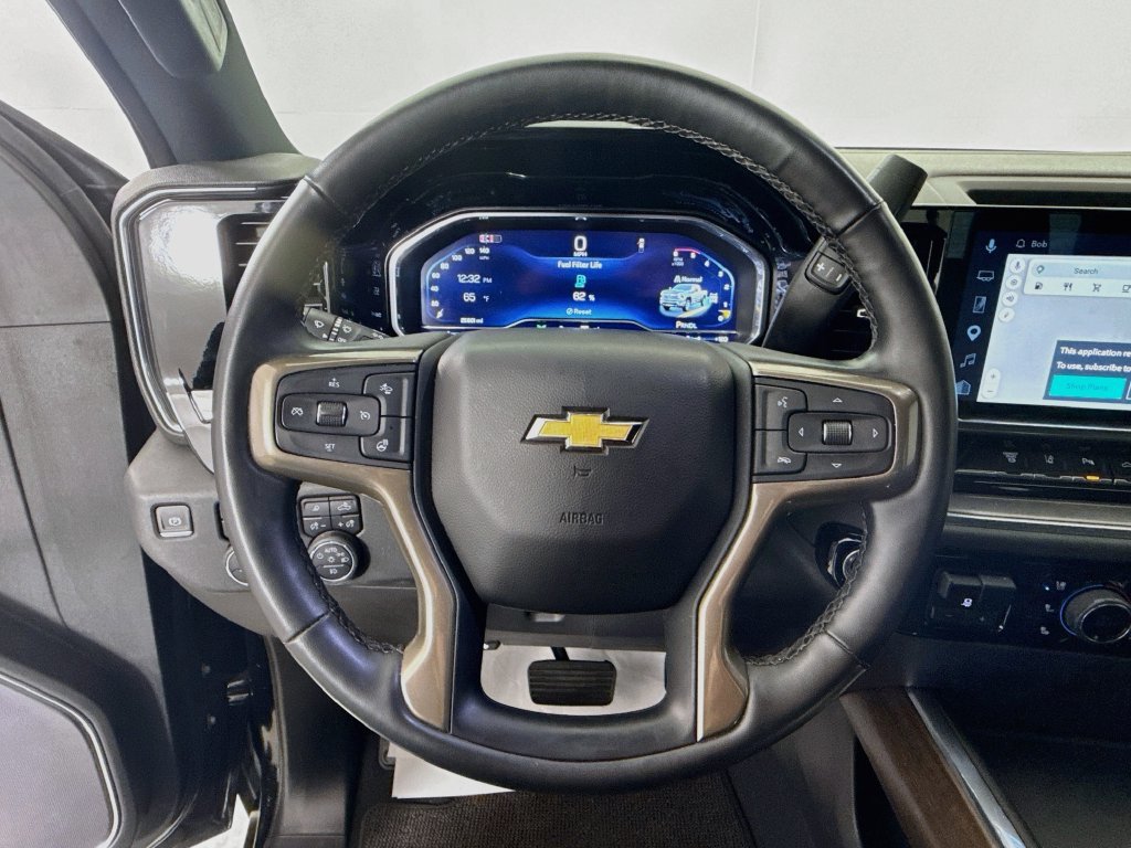Used 2024 Chevrolet Silverado 2500 High Country w/ High Country Premium Package AWD/4WD image 12