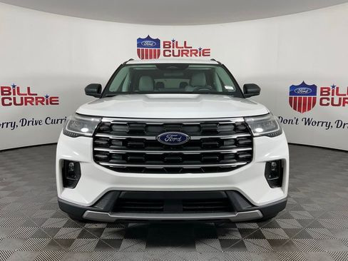 New 2026 Ford Explorer Active RWD image 8