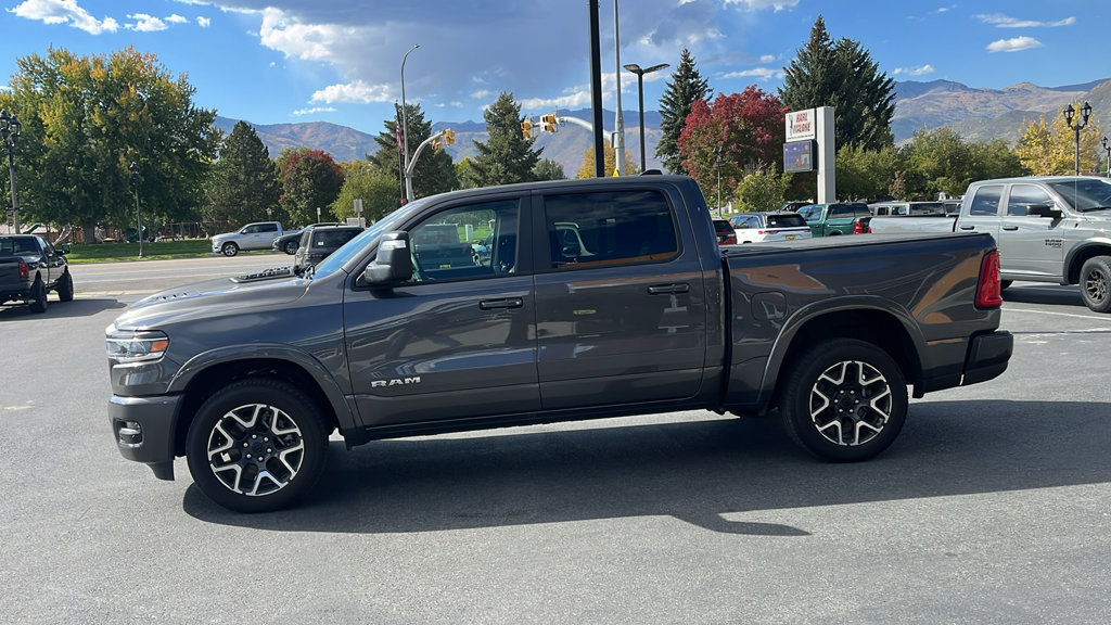 Used 2025 RAM 1500 Laramie w/ Sport Appearance Package AWD/4WD image 6