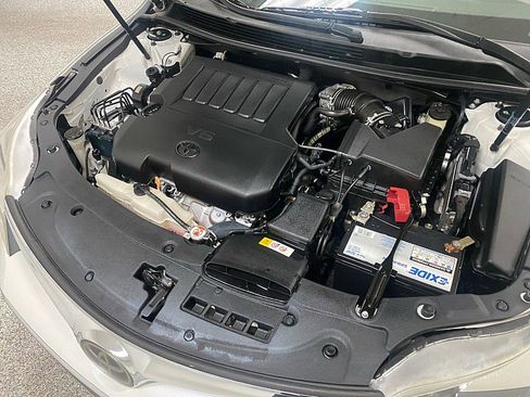 Used 2018 Toyota Avalon XLE Plus image 16