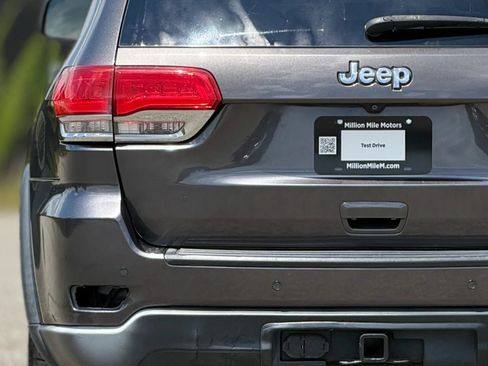 Used 2016 Jeep Grand Cherokee Laredo w/ Quick Order Package 23E AWD/4WD image 13
