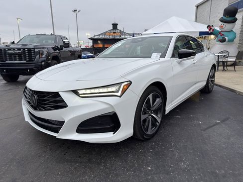 Certified 2025 Acura TLX w/ Technology Package image 5