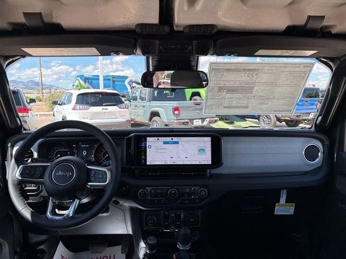 New 2025 Jeep Wrangler Unlimited Sahara AWD/4WD image 40