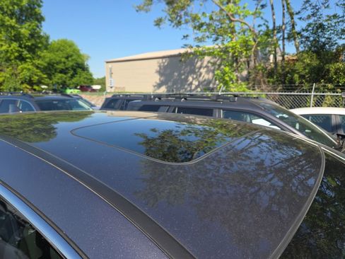 Used 2019 Honda CR-V EX-L image 3