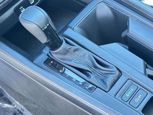 Used 2025 Honda Accord LX image 21