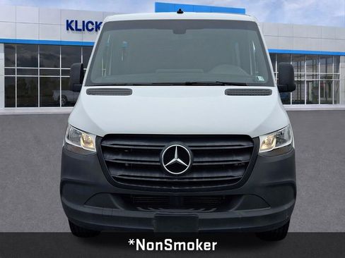Used 2022 Mercedes-Benz Sprinter 2500 image 2