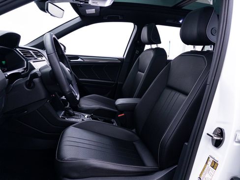 Used 2022 Volkswagen Tiguan SE R-Line FWD image 19