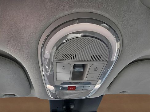 New 2026 Hyundai Ioniq 9 Calligraphy image 30