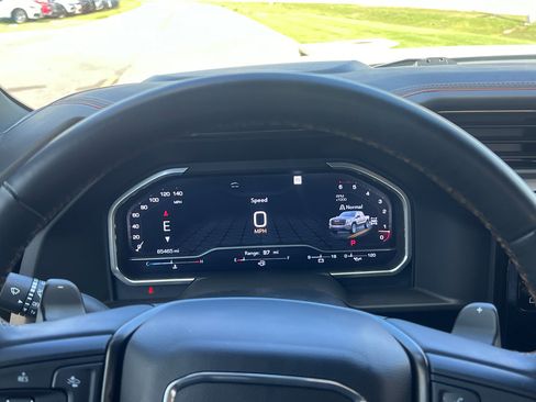 Used 2023 GMC Sierra 1500 AT4 w/ Technology Package AWD/4WD image 22