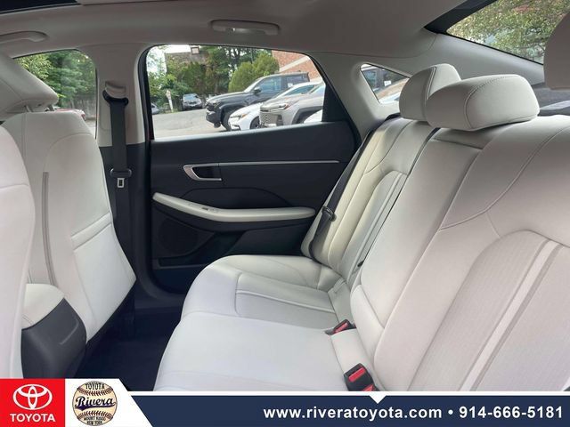 Used 2024 Hyundai Sonata SEL w/ Convenience Package FWD image 13