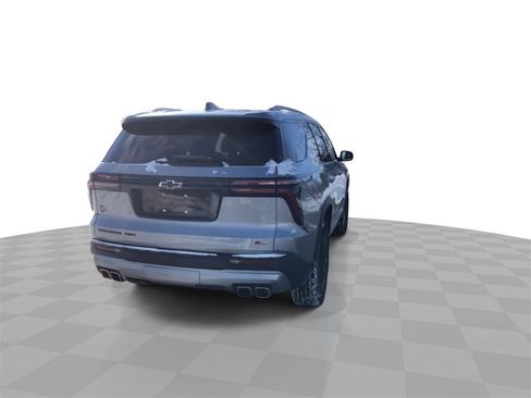 Certified 2025 Chevrolet Traverse Z71 w/ Enhanced Driving Package image 7