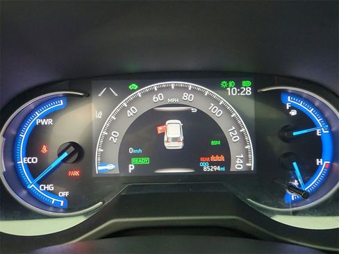 Used 2022 Toyota RAV4 Limited image 13