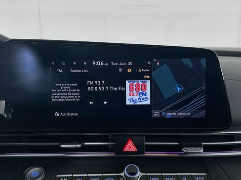 Used 2024 Hyundai Elantra SEL FWD image 21
