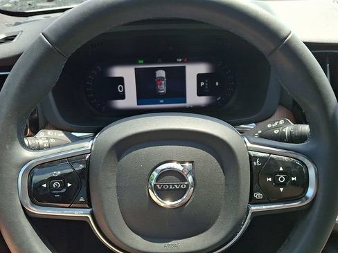 Used 2024 Volvo XC60 B5 Plus w/ Protection Package Premier AWD/4WD image 20