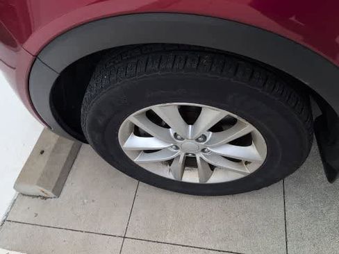 Used 2017 Kia Sorento LX image 12