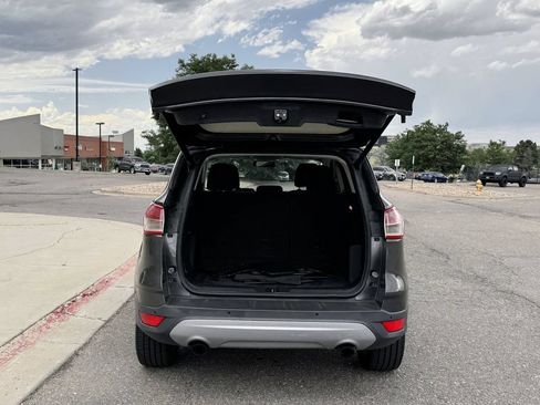 Used 2015 Ford Escape SE w/ Equipment Group 201A AWD/4WD image 8