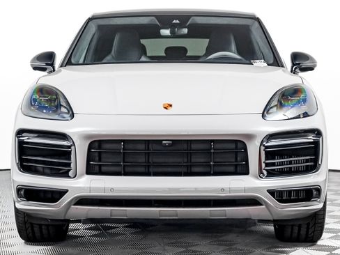 Certified 2023 Porsche Cayenne GTS AWD/4WD image 7