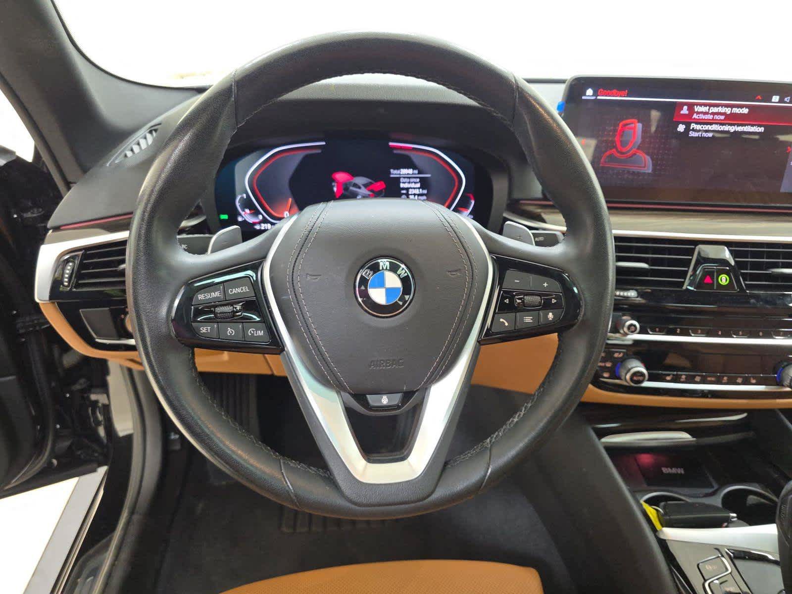 Used 2023 BMW 530i w/ Premium Package RWD image 7