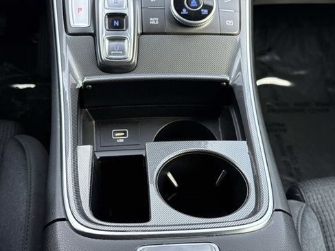 Used 2023 Hyundai Santa Fe SE w/ Cargo Package AWD/4WD image 6