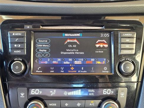 Used 2022 Nissan Rogue Sport SV image 24