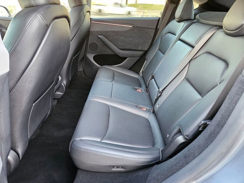 Used 2026 Tesla Model Y Long Range image 20
