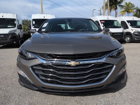 Used 2020 Chevrolet Malibu LT FWD image 3