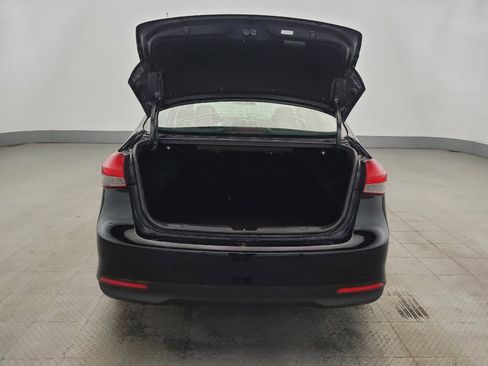 Used 2017 Kia Forte LX FWD image 29