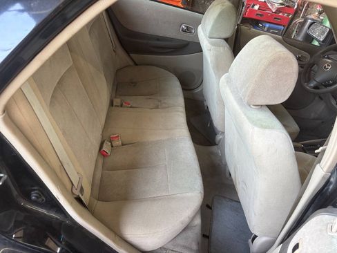 Used 2003 MAZDA Protege FWD image 8