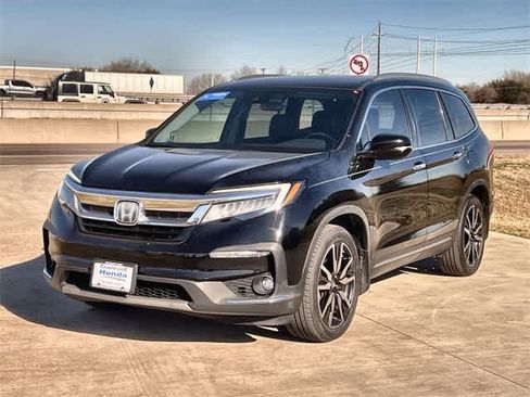 Certified 2019 Honda Pilot Touring image 2